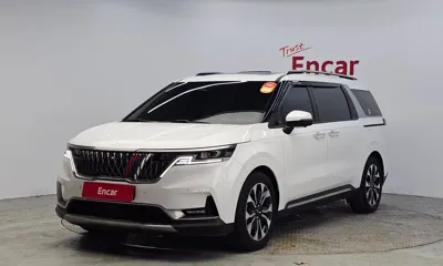 Kia Canival · 2023 год