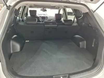 Hyundai Santafe 2016, 75640 км, за 8074.04 USD
