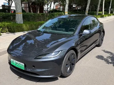 Tesla Model 3 2025, 21000 км, за 21924.24 USD