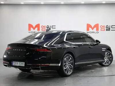 Genesis G90 2022, 82409 км, за 37719.89 USD
