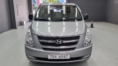 Hyundai Starex 2014, 177142 км, за 4421.43 USD