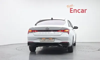 Hyundai Avante 2021, 64766 км, за 9849.29 USD