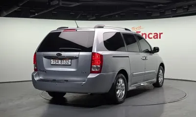 Kia Canival 2011, 100085 км, за 3105.38 USD