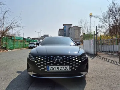 Hyundai Grandeur 2021, 156179 км, за 10394.59 USD