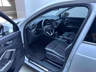 Audi Q3 2023, 17000 км, за 27221.37 USD - фото 9