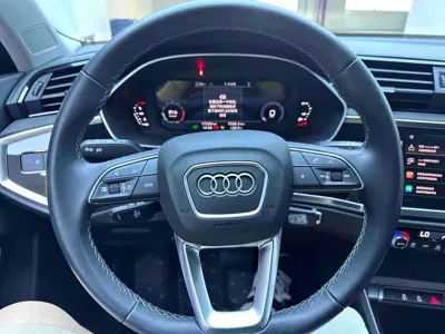 Audi Q3 2023, 17000 км, за 27221.37 USD - фото 12