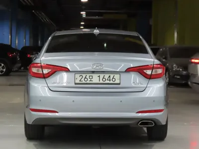 Hyundai Sonata 2015, 179794 км, за 4332.41 USD