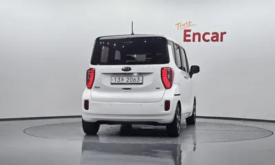 Kia Ray 2014, 135944 км, за 3452.77 USD