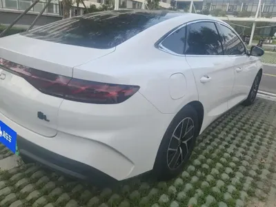 BYD Qin L 2024, 35400 км, за 9061.57 USD