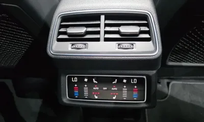 Audi e-tron 2022, 55141 км, за 42570.1 USD - фото 36