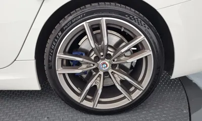 BMW 3-Series 2022, 53135 км, за 34853.44 USD - фото 21