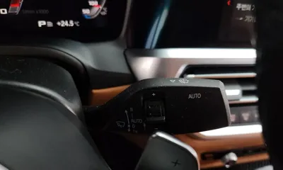 BMW 3-Series 2022, 53135 км, за 34853.44 USD - фото 31