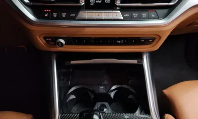 BMW 3-Series 2022, 53135 км, за 34853.44 USD - фото 33