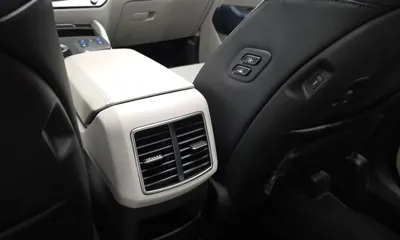 Kia Sportage 2025, 13425 км, за 65636.08 USD - фото 33