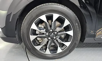Kia Canival 2021, 106604 км, за 15989.43 USD