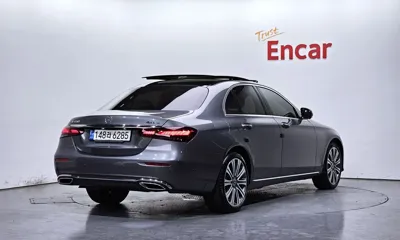 Mercedes-Benz E-Class 2022, 36265 км, за 27972.96 USD