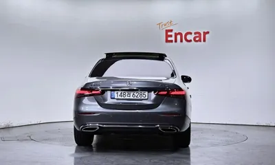 Mercedes-Benz E-Class 2022, 36265 км, за 27972.96 USD