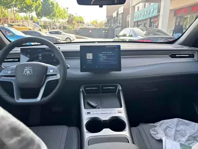 BYD Qin Plus 2026, 100 км, за 10299.63 USD