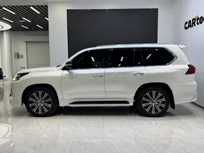 Lexus LX 2019, 170000 км, за 166974.79 USD - фото 7