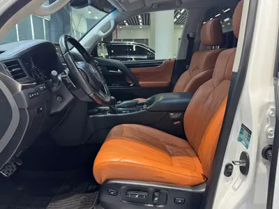 Lexus LX 2019, 170000 км, за 166974.79 USD - фото 8