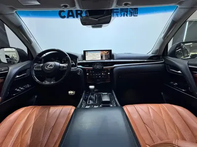 Lexus LX 2019, 170000 км, за 166974.79 USD - фото 16