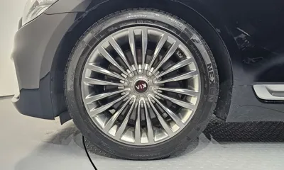 Kia K9 2019, 147589 км, за 12228.99 USD
