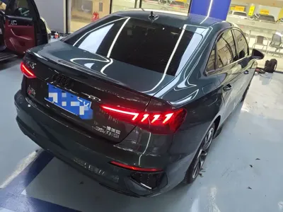 Audi A3 2023, 18000 км, за 19099.1 USD