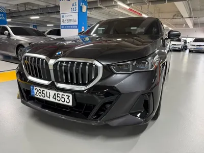 BMW 5-Series 2024, 29200 км, за 38007.09 USD