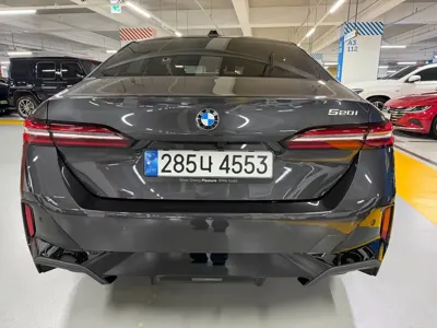 BMW 5-Series 2024, 29200 км, за 38007.09 USD