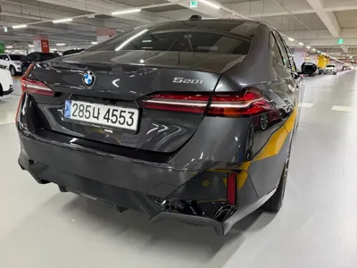 BMW 5-Series 2024, 29200 км, за 38007.09 USD