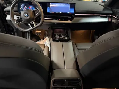 BMW 5-Series 2024, 29200 км, за 38007.09 USD