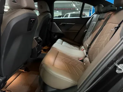 BMW 5-Series 2024, 29200 км, за 38007.09 USD - фото 6