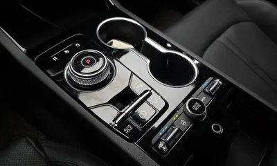 Kia K5 2024, 36054 км, за 18786.97 USD - фото 9