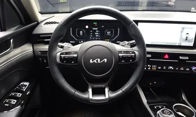 Kia K5 2024, 36054 км, за 18786.97 USD - фото 13