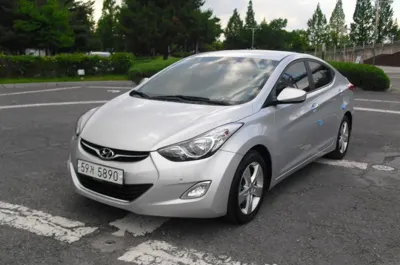 Hyundai Avante · 2013 год