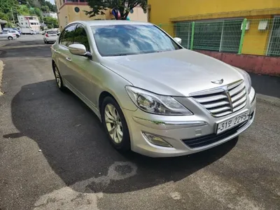Hyundai Genesis · 2013 год