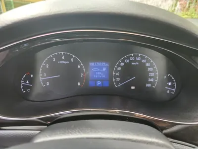 Hyundai Genesis 2013, 174213 км, за 3245.03 USD