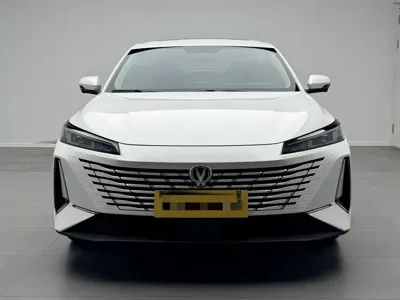 Changan Eado 2025, 16000 км, за 8348.74 USD