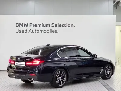 BMW 5-Series 2023, 99700 км, за 22102.31 USD - фото 2
