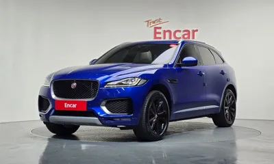 Jaguar F-Pace · 2017 год
