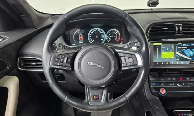 Jaguar F-Pace 2017, 221386 км, за 7601.8 USD - фото 12