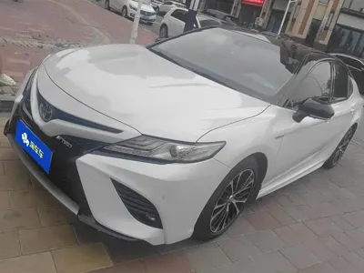 Toyota Camry · 2019 год