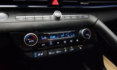 Hyundai Avante 2021, 51142 км, за 9250.82 USD - фото 16