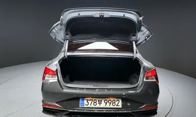 Hyundai Avante 2021, 51142 км, за 9250.82 USD - фото 20