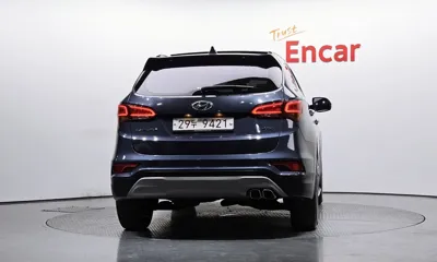 Hyundai Santafe 2018, 134168 км, за 9051.24 USD