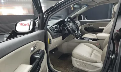 Kia Canival 2018, 99038 км, за 8259 USD - фото 10