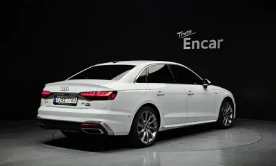 Audi A4 2023, 23463 км, за 25165.54 USD