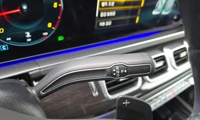 Mercedes-Benz GLE-Class 2022, 105212 км, за 48232.57 USD - фото 9