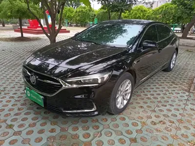 Buick LaCrosse 2023, 88100 км, за 13066.26 USD