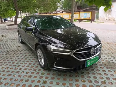 Buick LaCrosse 2023, 88100 км, за 13066.26 USD